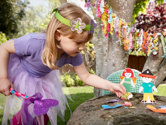 Fairy Fun with Kiwi Crate! The perfect gift for kids ages 3-7. shop ››