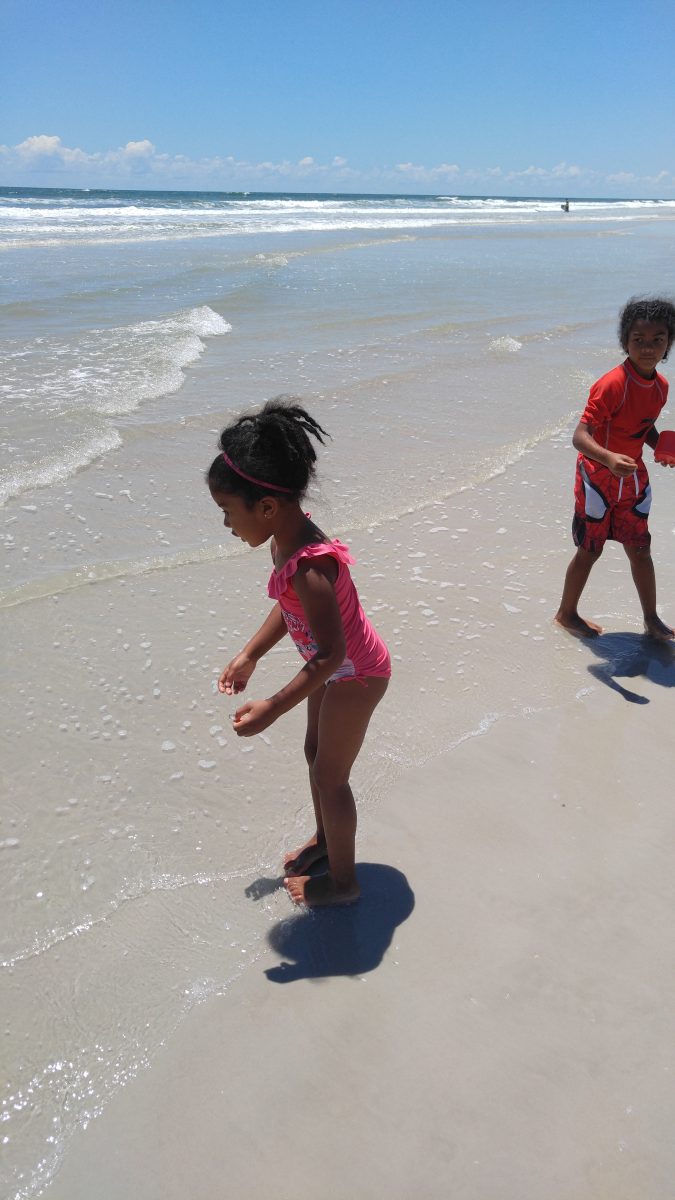 Kids beach Action