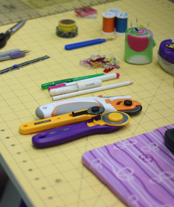 Tools and Supplies to Include in a Beginner Sewing Kit