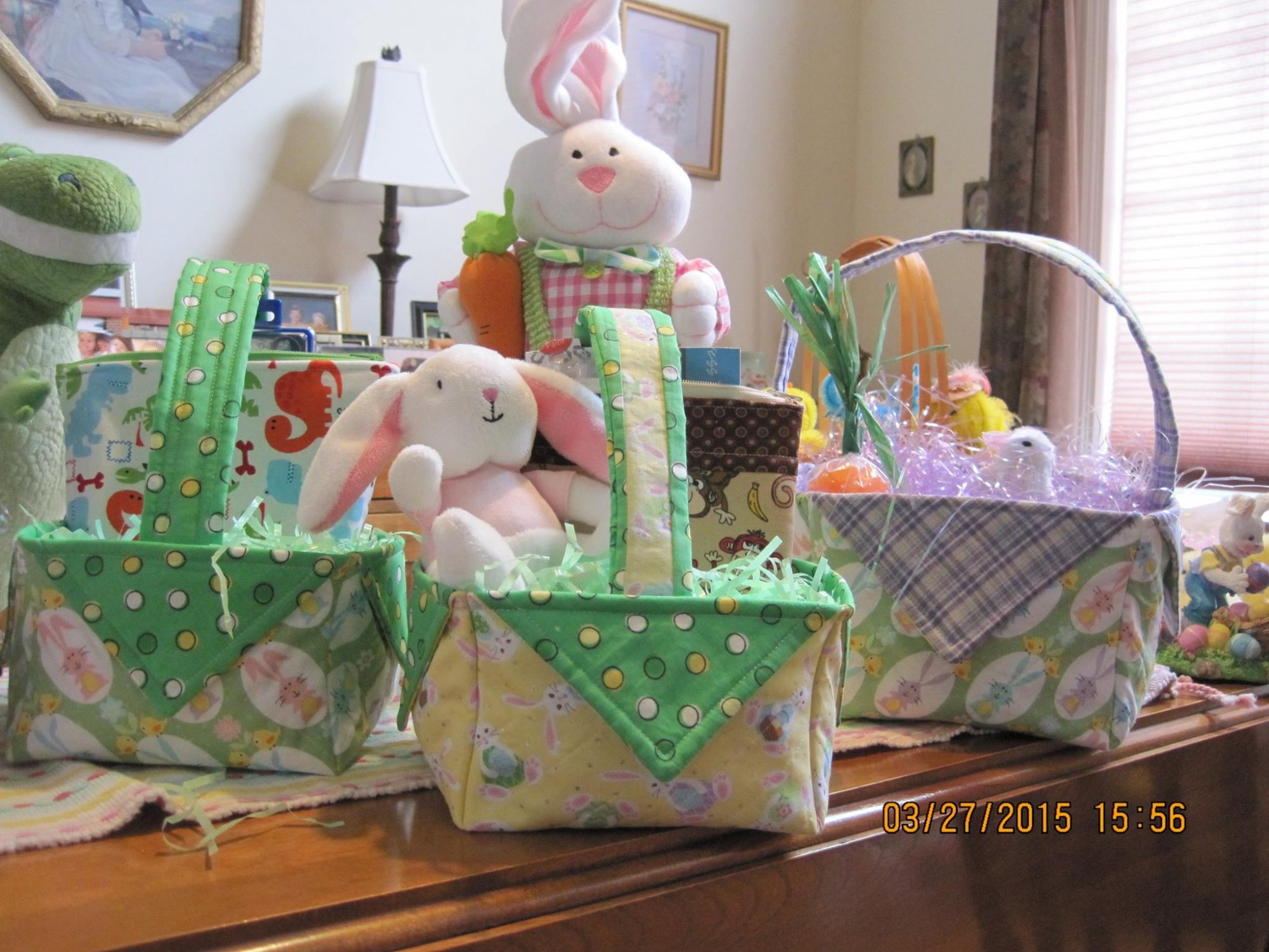 DIY Fabric Easter Basket- Video Tutorial - Crafty Gemini