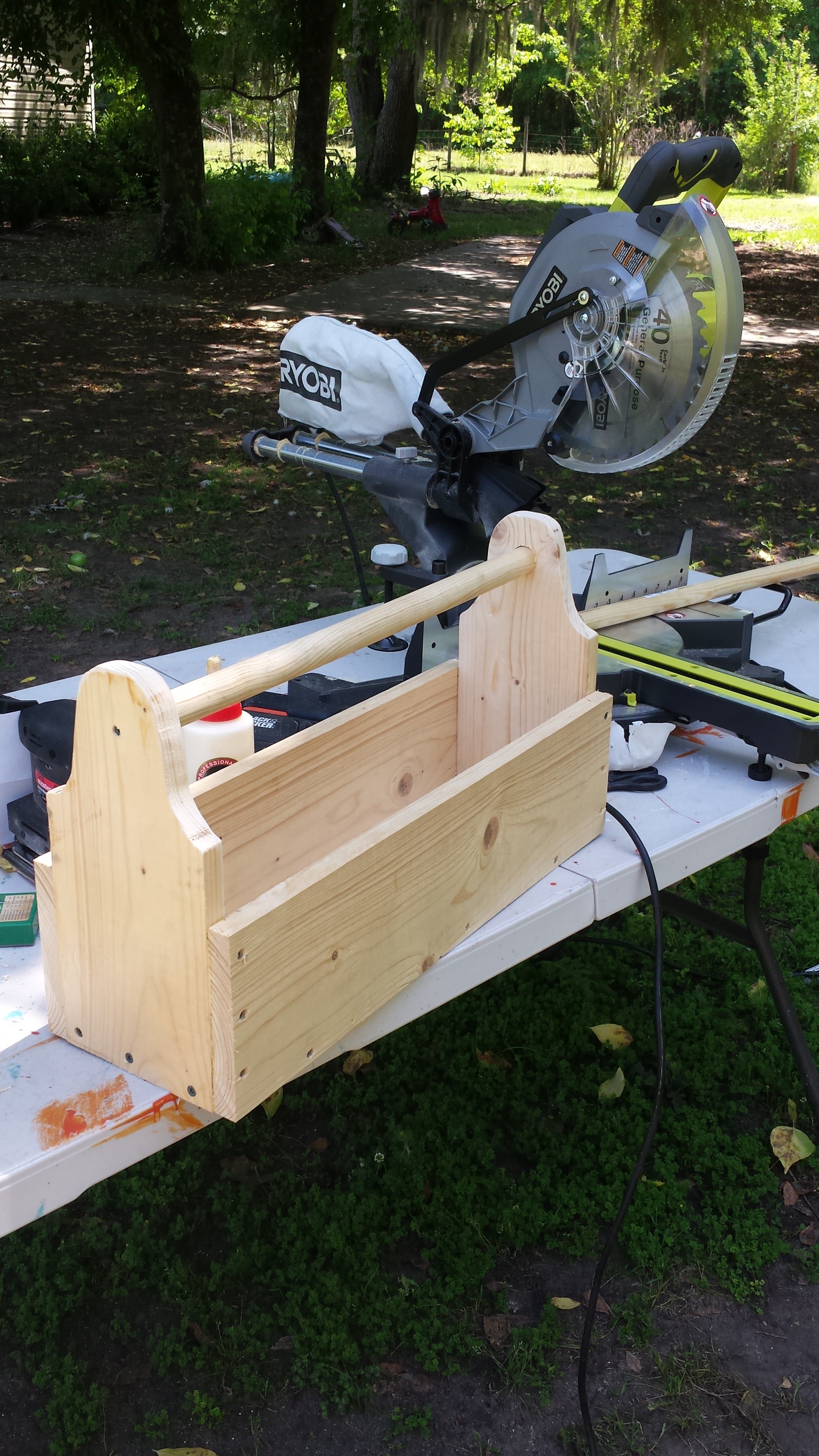 Garden Tool Caddy DIY woodworking project Crafty Gemini