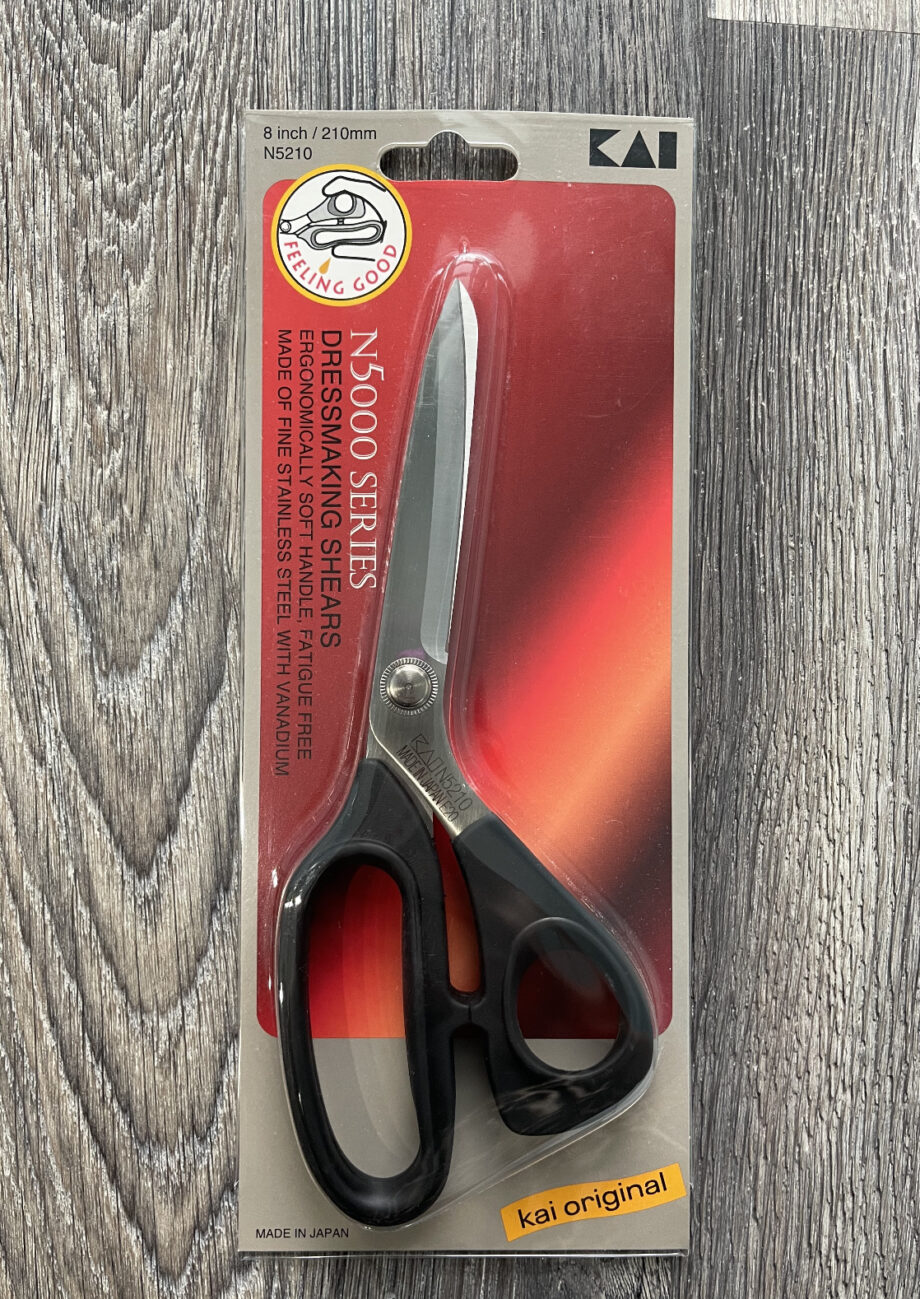 kai 5210 8 inch dressmaking shears