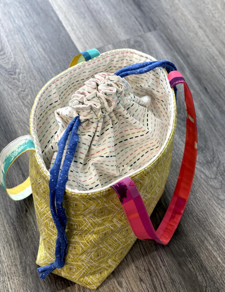 joya drawstring bag video course by Crafty Gemini