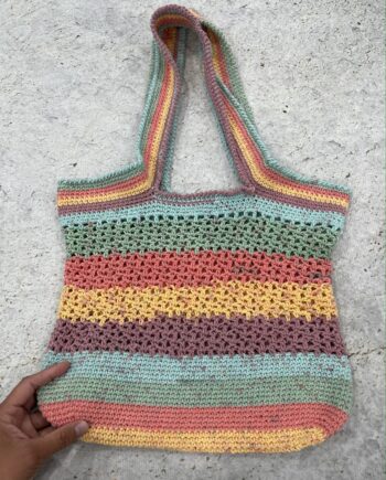 crochet market tote by crafty gemini