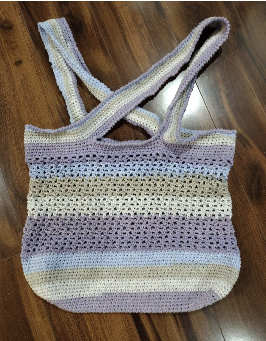 crochet market tote by student