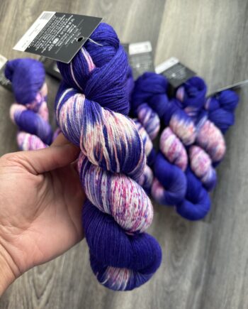 KFI Indulgence Fingering hand painted yarn Grand Violette