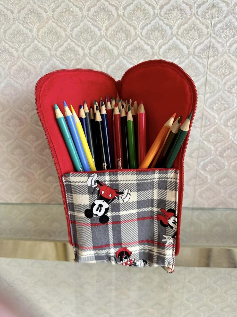 stand up pencil pouch project video course by crafty gemini