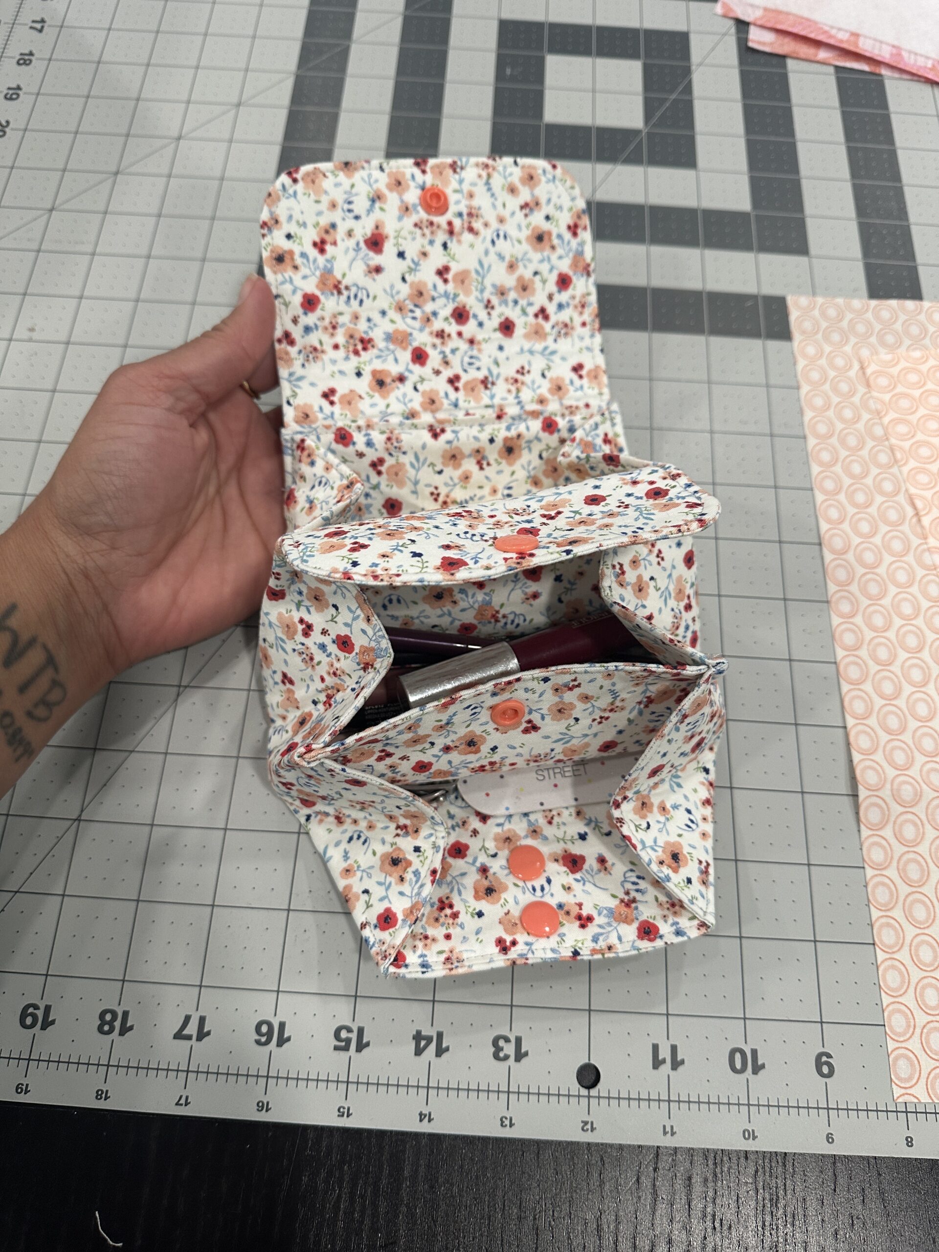 Double Accordion Pouch